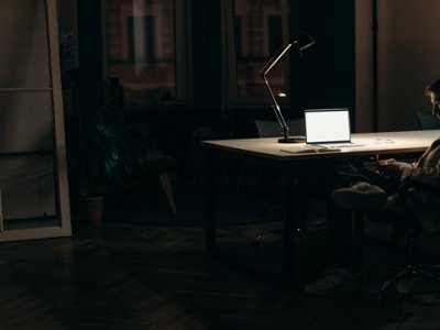 美国富港银行地址解析：服务特色、市场定位与商业机会