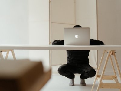 预约办理香港银行卡：简便快捷的国际金融服务