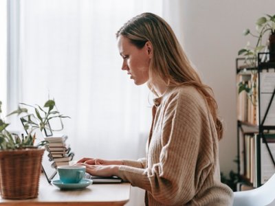 深度分析：香港离岸账号年审费用多少