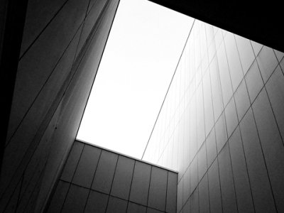 开曼审计豁免半年，企业如何把握机遇减负前行？