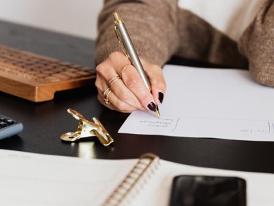 网上可以办理香港银行卡吗？