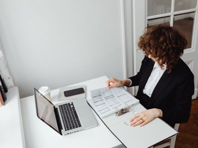 为何外贸香港公司的年审如此重要？全面解析其必要性与影响