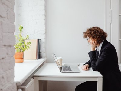 深度分析：香港开设离岸美元账户的全面指南