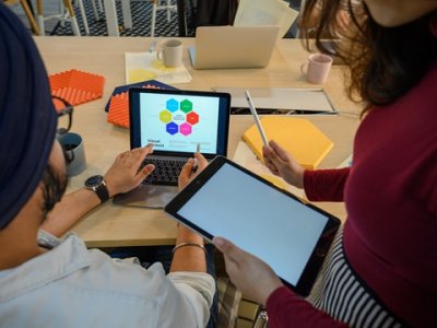 详解香港公司周年申报表盖章过程及其重要性