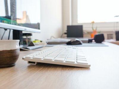 探讨香港企业的经营规模及相关法律规定