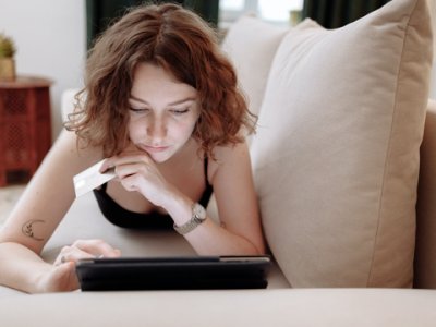 香港公司开户新手指南：过程解读与关键步骤