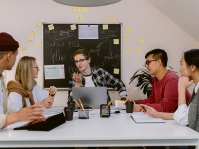 详解香港公司分支机构补年审过程与留意事项