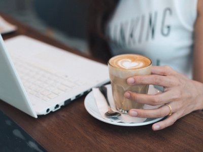 香港公司开立银行账户的费用构成及影响因素详解